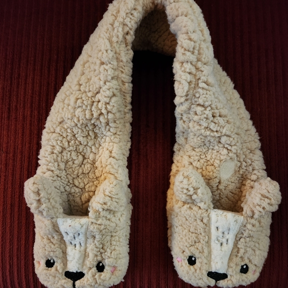 Baby's super soft velcro scarf - Picture 1 of 3